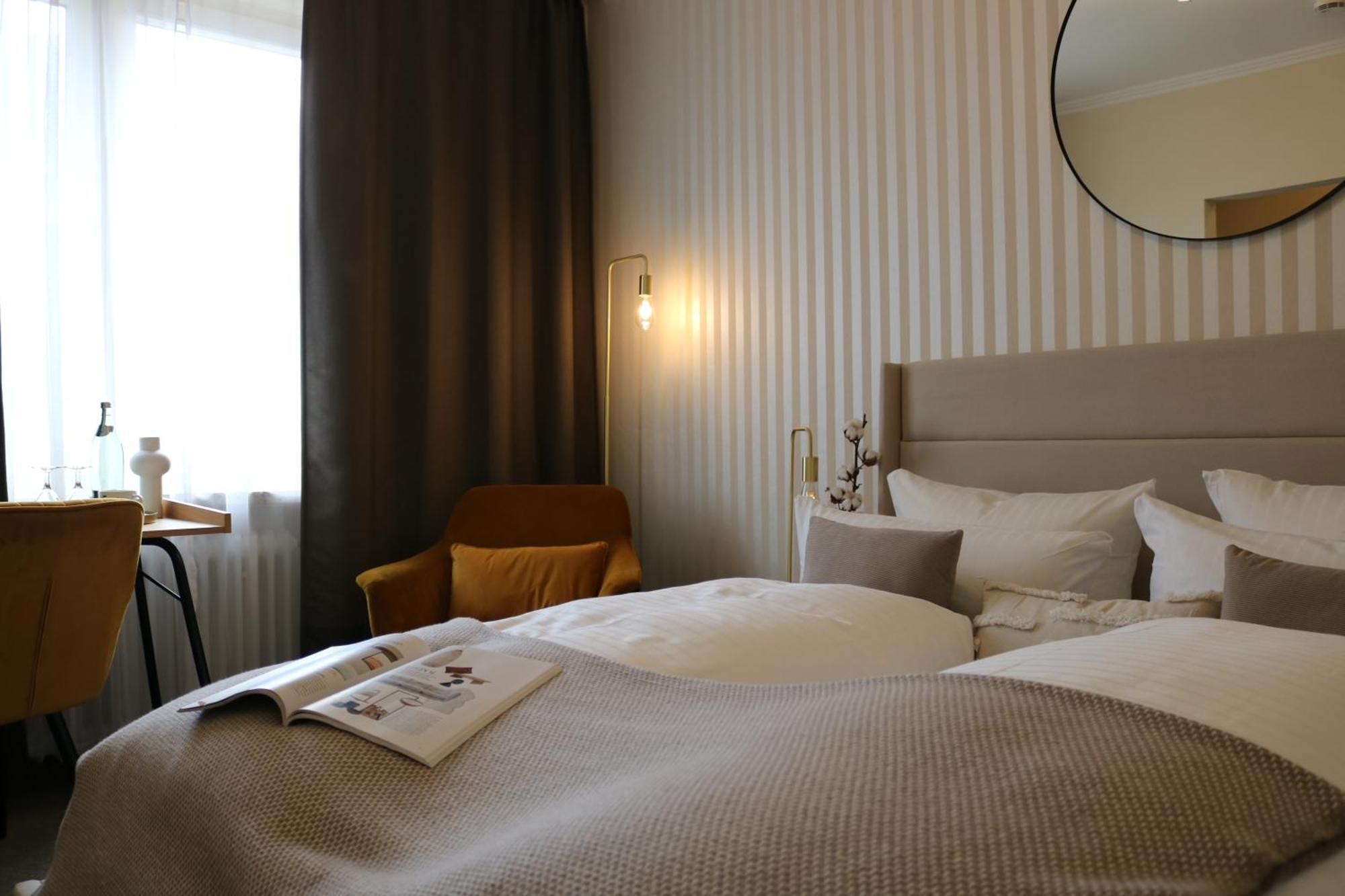 באד זאלצפלן Hotel Stadt Hamburg מראה חיצוני תמונה